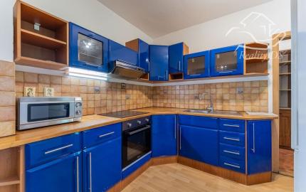 ÚSPEŠNE ODOVZDANÝ! - RK RealityDS - Predaj 3 izb. veľkometrážneho bytu, 94 m2, loggiou, Hlboká ul.