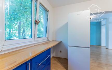 ÚSPEŠNE ODOVZDANÝ! - RK RealityDS - Predaj 3 izb. veľkometrážneho bytu, 94 m2, loggiou, Hlboká ul.