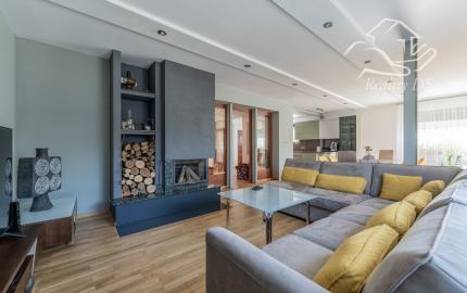 RealityDS - Predaj 5 izb. rodinného domu, garáže s altánkom na 8 á pozemku, Dunajská Lužná