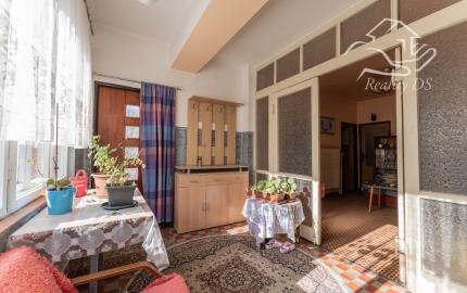 RealityDS - Predaj 3 izbového rodinného domu s garážou, letnou kuchynkou na 6,23 á pozemku, Šamorín