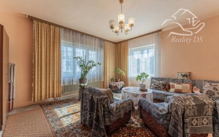 RealityDS - Predaj 3 izbového rodinného domu s garážou, letnou kuchynkou na 6,23 á pozemku, Šamorín