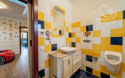 RealityDS - PREDAJ úsporného 5,5-izbového rodinného domu s pozemkom 621 m2, Šamorín