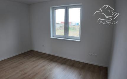 Predaj - 4 izb. NOVOSTAVBA BUNGALOVU  s 3 parkovacími plochami na 5,60 á pozemku, Šamorín
