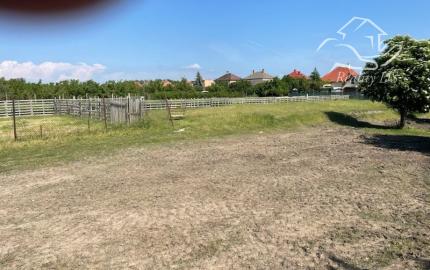 RealityDS - Predaj rozsiahleho pozemku o rozlohe 23,91 á pre výstavbu rodinného domu, Jahodná