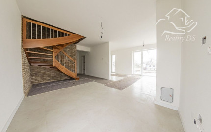 RealityDS - Nový 4-izbový byt so záhradkou a parkovaním na PREDAJ, Bučuháza - Šamorín