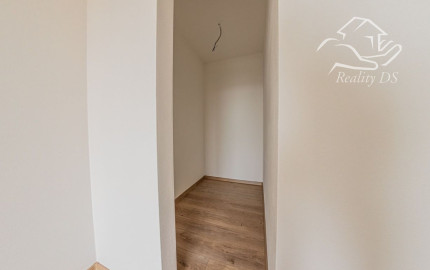 RealityDS - Nový 4-izbový byt so záhradkou a parkovaním na PREDAJ, Bučuháza - Šamorín