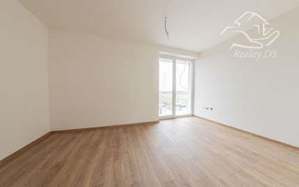 RealityDS - Nový 4-izbový byt so záhradkou a parkovaním na PREDAJ, Bučuháza - Šamorín