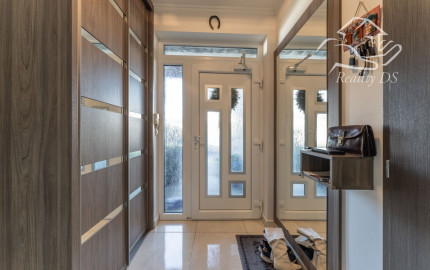 RealityDS - PRE NÁROČNEJŠÍCH !!! Predaj 5 izb. RD s garážou na 6,65 á pozemku, Kvetoslavov - Rozárium