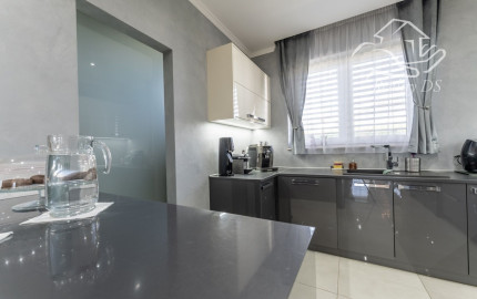 RealityDS - PRE NÁROČNEJŠÍCH !!! Predaj 5 izb. RD s garážou na 6,65 á pozemku, Kvetoslavov - Rozárium