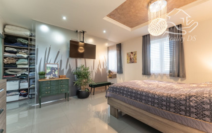 RealityDS - PRE NÁROČNEJŠÍCH !!! Predaj 5 izb. RD s garážou na 6,65 á pozemku, Kvetoslavov - Rozárium