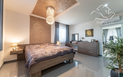 RealityDS - PRE NÁROČNEJŠÍCH !!! Predaj 5 izb. RD s garážou na 6,65 á pozemku, Kvetoslavov - Rozárium