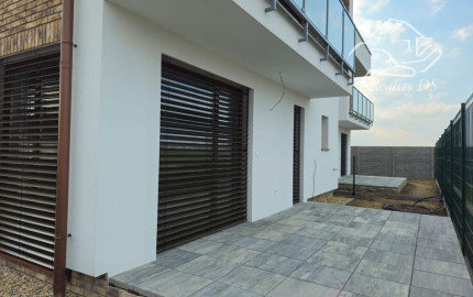 RK RealityDS - PREDAJ NOVÝ 4 izb. byt, 123 m2 + malá oplotená záhradka na relax + 2x parkovacia plocha v OV =nová cena =259.500,-€ !!!