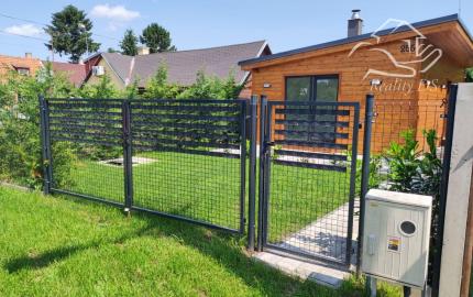 RealityDS - PREDAJ moderná celoročne obyv. chatka so 170 m2 pozemkom, Bodíky AKCIA!