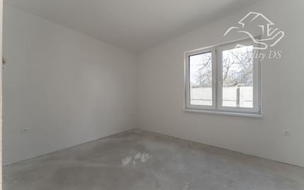 RealityDS - PREDAJ moderná celoročne obyv. chatka so 170 m2 pozemkom, Bodíky AKCIA!