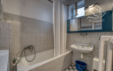 REZERVOVANÝ - RealityDS - Predaj RD 7 izb. , s dvomi BJ, pozemkom 1798 m2, Šamorín