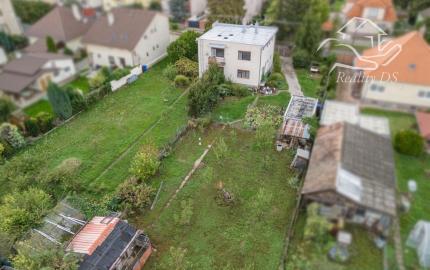 REZERVOVANÝ - RealityDS - POZEMOK 1798 m2, možnosť investície, vers. bývania,  ŠAMORÍN !!! ZĽAVA 40.000,-€ !!