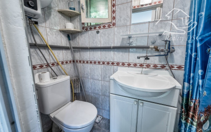 RealityDS - PREDAJ - pozemok s rekreačnou chatou priamo pri vode v Potônskych Lúkach!