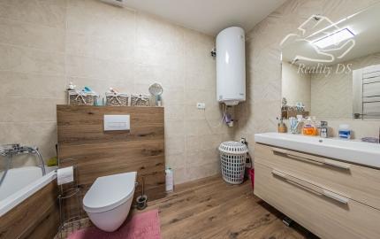 RealityDS - Predaj 4 izb. dvojpodlaž. novostavby RD so záhradou, 2x parkovacie státie, Šamorín