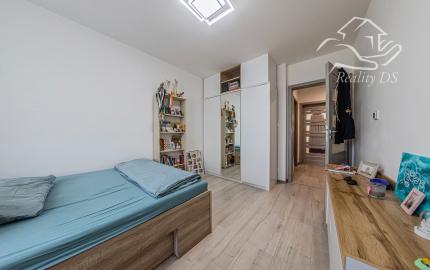 RealityDS - Predaj 4 izb. dvojpodlaž. novostavby RD so záhradou, 2x parkovacie státie, Šamorín