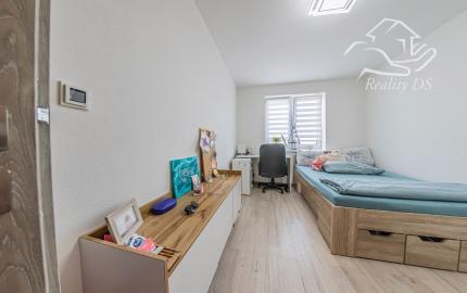 RealityDS - Predaj 4 izb. dvojpodlaž. novostavby RD so záhradou, 2x parkovacie státie, Šamorín