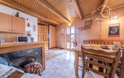 REZERVOVANÁ - RealityDS - Predaj kompletne zariadenej, podpivničenej rekreačnej chaty, prístreškom pre auto, altánkom, drevárničkou, grilom, so 6,88á pozemkom v OV, Gabčíkovo VEĽKÁ ZĽAVA !!!