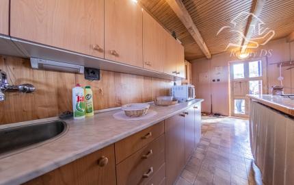 REZERVOVANÁ - RealityDS - Predaj kompletne zariadenej, podpivničenej rekreačnej chaty, prístreškom pre auto, altánkom, drevárničkou, grilom, so 6,88á pozemkom v OV, Gabčíkovo VEĽKÁ ZĽAVA !!!