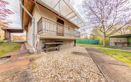 REZERVOVANÁ - RealityDS - Predaj kompletne zariadenej, podpivničenej rekreačnej chaty, prístreškom pre auto, altánkom, drevárničkou, grilom, so 6,88á pozemkom v OV, Gabčíkovo VEĽKÁ ZĽAVA !!!