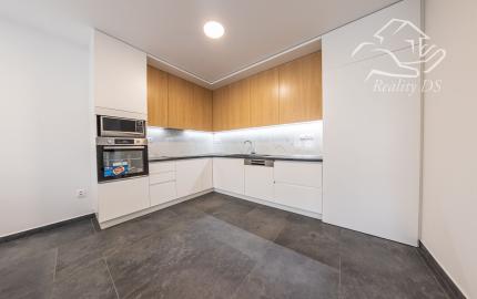 RealityDS - PRENÁJOM štýlového 3 izbového bytu, Veterná ul., Šamorín