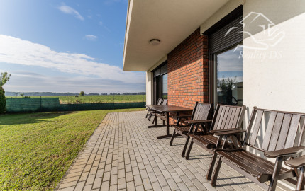 RealityDS - PREDAJ slnečného 3 izbového rodinného domu, Dolný Bar