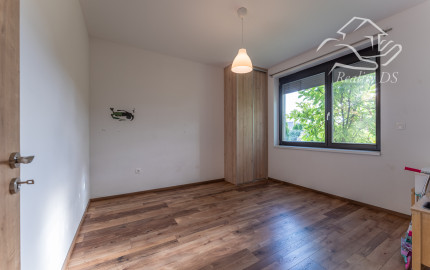 RealityDS - PREDAJ slnečného 3 izbového rodinného domu, Dolný Bar