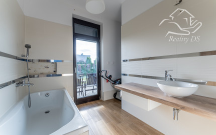 RealityDS - PREDAJ slnečného 3 izbového rodinného domu, Dolný Bar