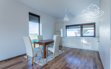 RealityDS - PREDAJ slnečného 3 izbového rodinného domu, Dolný Bar
