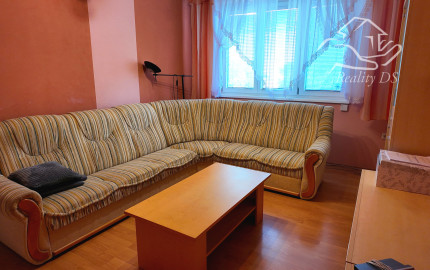 RealityDS - PREDAJ priestranného mezonetového 4 izbového bytu, Čataj