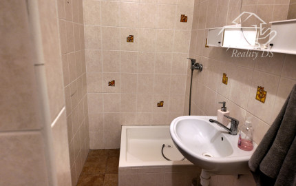 RealityDS - PREDAJ priestranného mezonetového 4 izbového bytu, Čataj