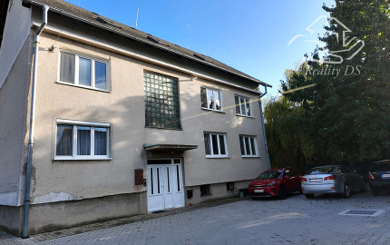 RealityDS - PREDAJ priestranného mezonetového 4 izbového bytu, Čataj