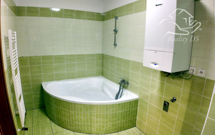 RealityDS - PRENÁJOM 3 izbového bytu s balkónom, Rohovce