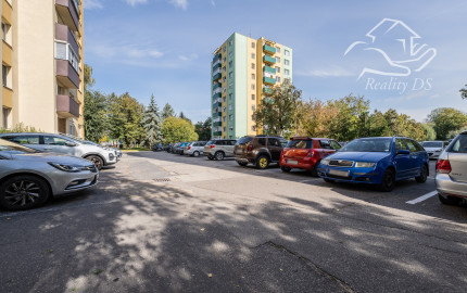 RealityDS – predaj priestranného 3 izb. bytu, 74 m2, Mestský Majer