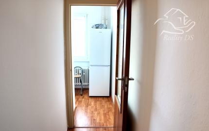 RealityDS – PREDAJ slnečného 2-izbového bytu s balkónom, Bratislava – Dúbravka