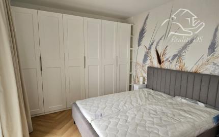 RealityDS - Prenájom nového, kompletne zariadeného 2-izb. bytu s loggiou, 50,15 m2 + 1 park.miesto, Pažitná ulica