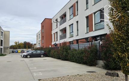 RealityDS - Prenájom nového, kompletne zariadeného 2-izb. bytu s loggiou, 50,15 m2 + 1 park.miesto, Pažitná ulica