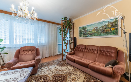 RealityDS  - Predaj kompletne zariadeného 3 izb. bytu so zasklenou loggiou,  70 m2, Hlavná ulica