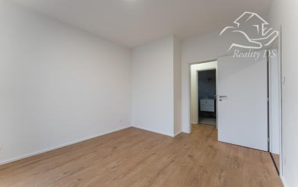 RealityDS - Predaj modernej,  nízkoenergetickej novostavby v súkromnej ulici, Veľké Blahovo