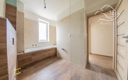 POSLEDNÝ DOSTUPNÝ 4-izbový byt so záhradkou a parkovaním | Bučuháza – Šamorín