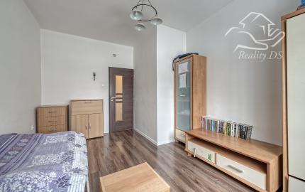 RealityDS - PREDAJ dvojgeneračného, 5 izbového domu po kompletnej rekonštrukcií, Vydrany