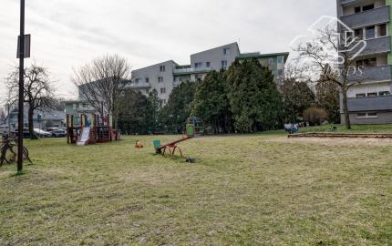 RealityDS - PREDAJ: 3-izbový byt s balkónom kúsok od centra - Šamorín