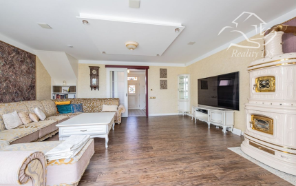 RealityDS - Nadštandardná nízkoenergetická vila v Šamoríne na PREDAJ: Moderná architektúra a špičkové technológie