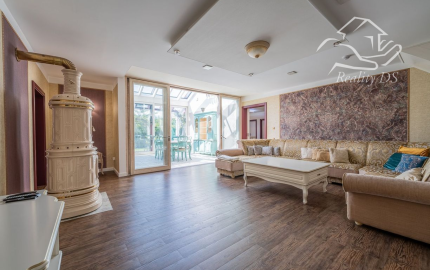 RealityDS - Nadštandardná nízkoenergetická vila v Šamoríne na PREDAJ: Moderná architektúra a špičkové technológie