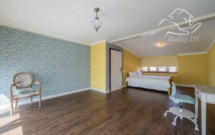 RealityDS - Nadštandardná nízkoenergetická vila v Šamoríne na PREDAJ: Moderná architektúra a špičkové technológie