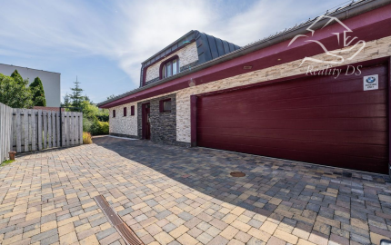 RealityDS - Nadštandardná nízkoenergetická vila v Šamoríne na PREDAJ: Moderná architektúra a špičkové technológie