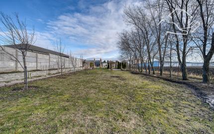 RealityDS – PREDAJ nadštandardnej 4-izbovej novostavby s bazénom a letnou kuchyňou, Orechová Potôň